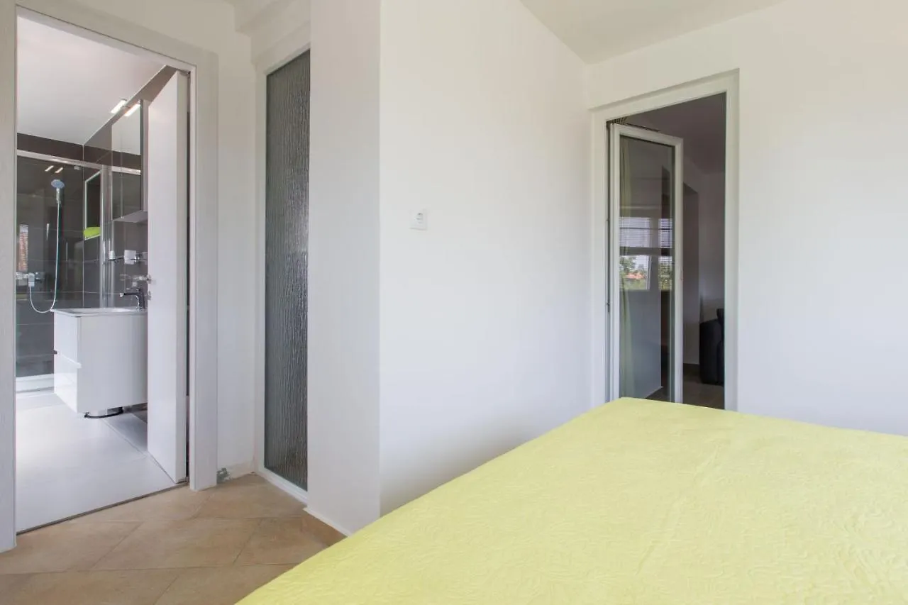 Comfort Apartments With Pool In Medulin (Adults Only) 0*,