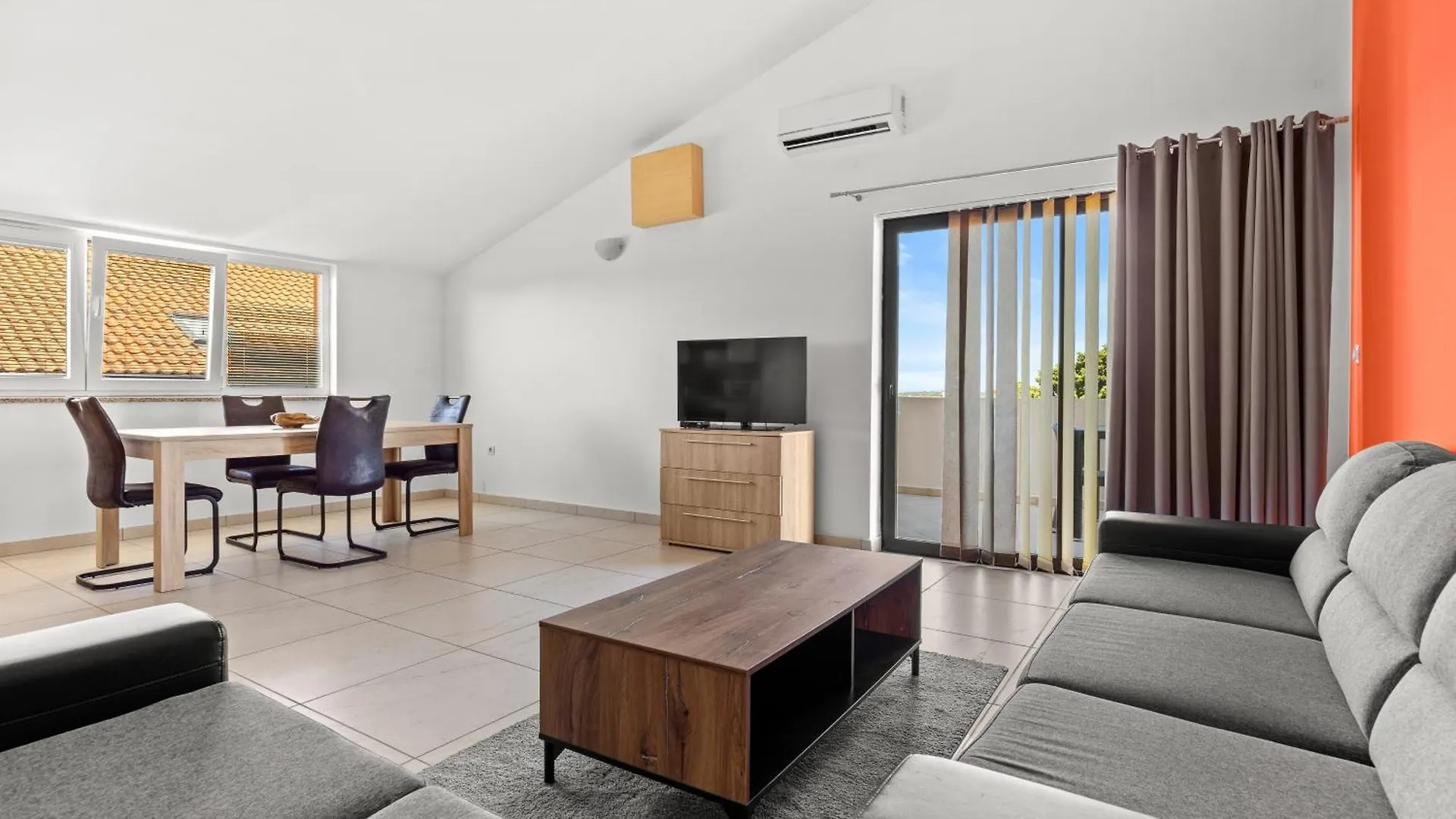Comfort Apartments With Pool In Medulin (Adults Only)