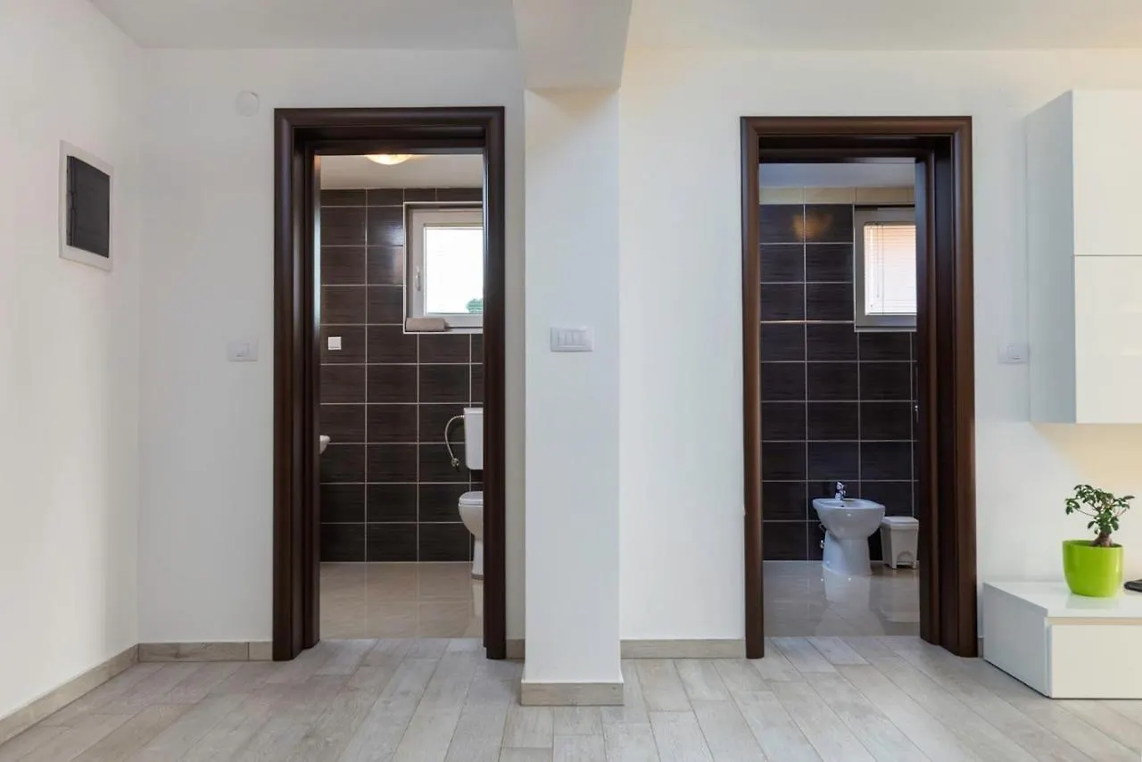 Comfort Apartments With Pool In Medulin (Adults Only)