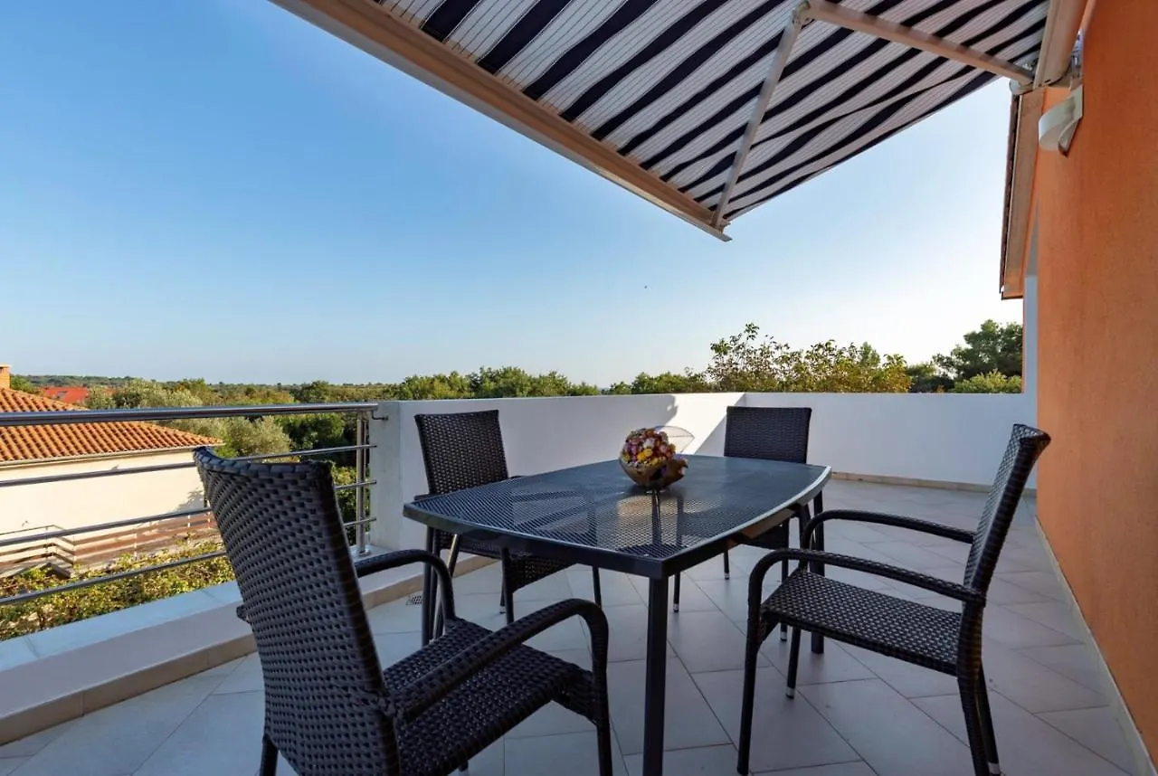 Comfort Apartments With Pool In Medulin (Adults Only) Κροατία