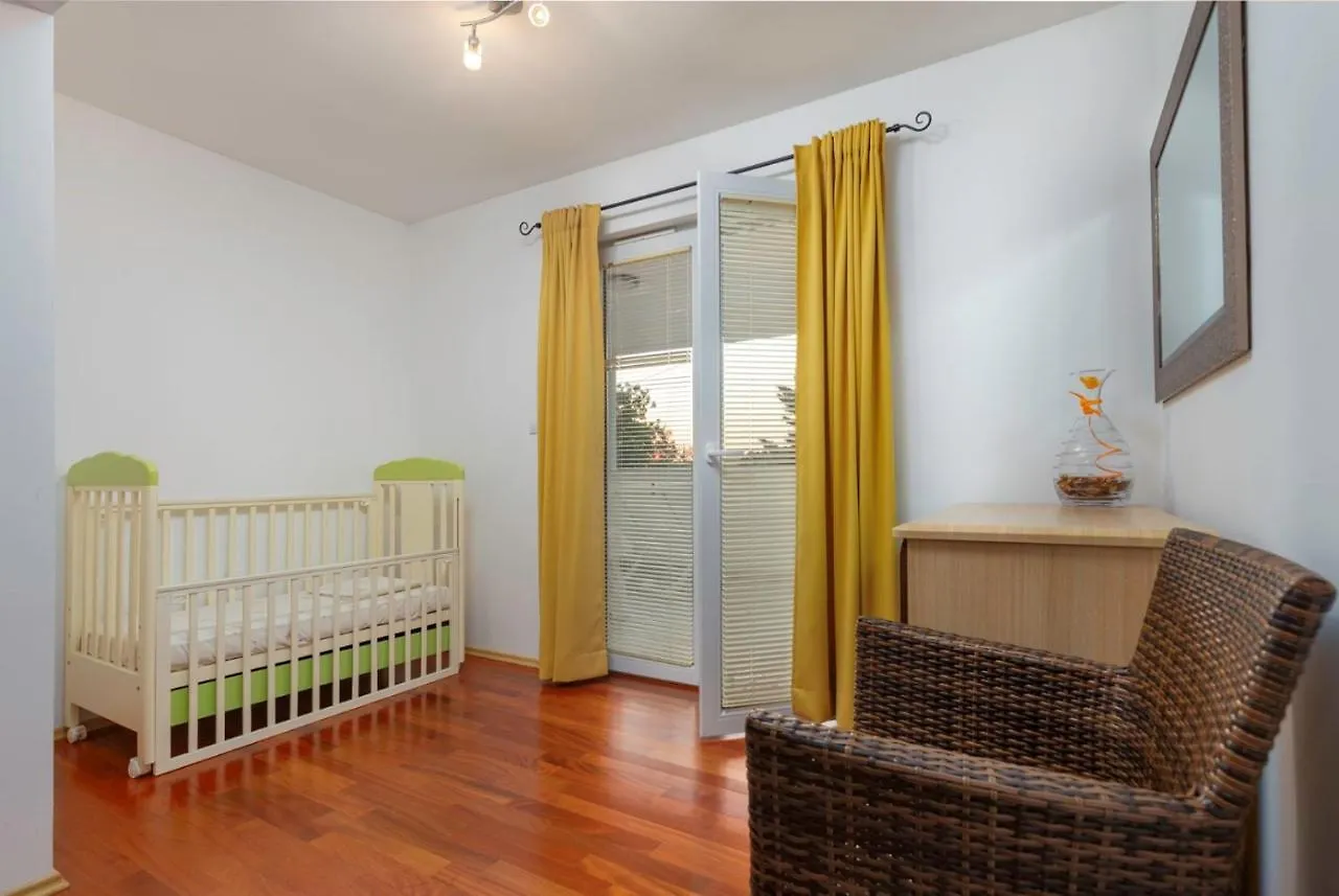Comfort Apartments With Pool In Medulin (Adults Only)
