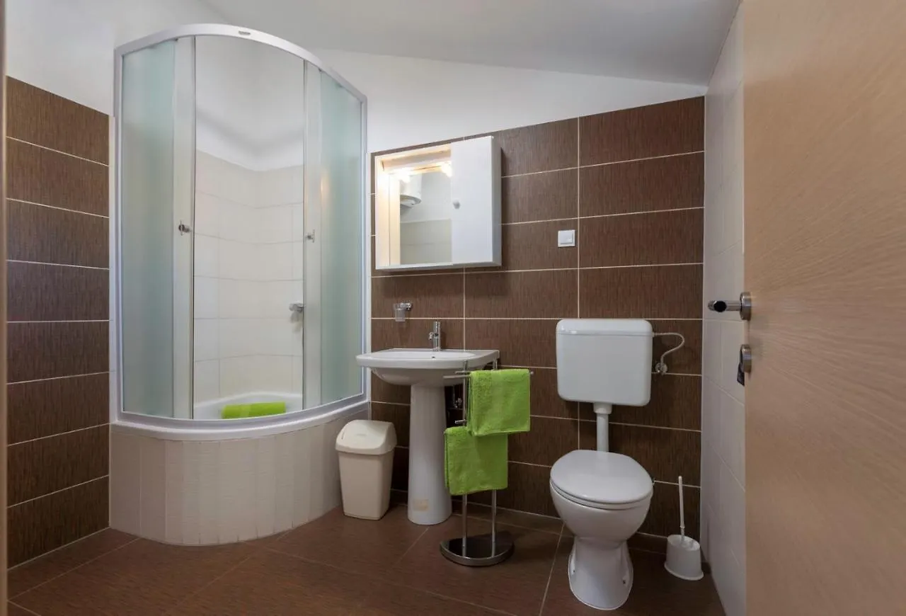Comfort Apartments With Pool In Medulin (Adults Only) 0*,