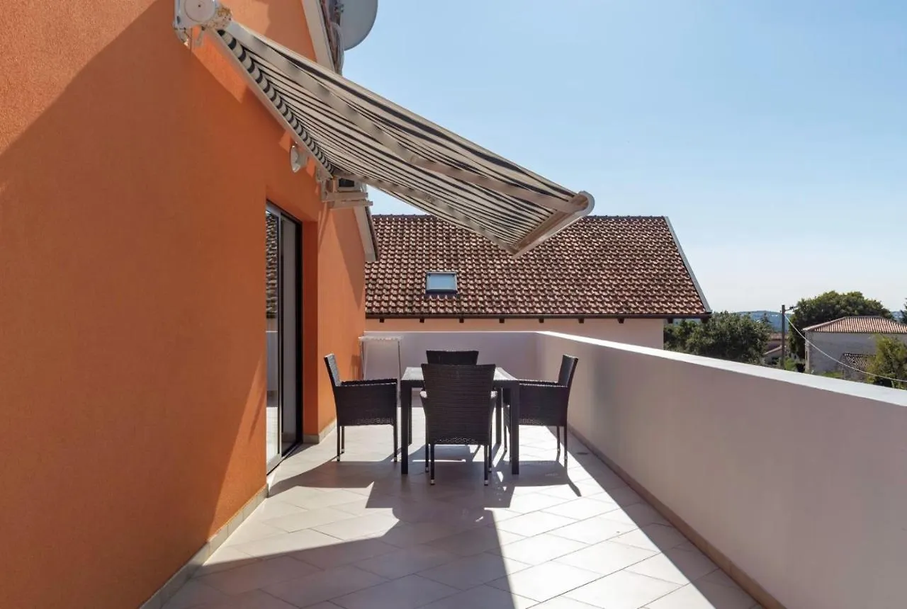 Comfort Apartments With Pool In Medulin (Adults Only)